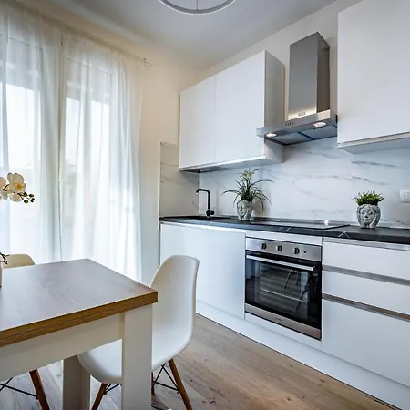 Apartment Yid Penthouse Design Apt Novoli *
