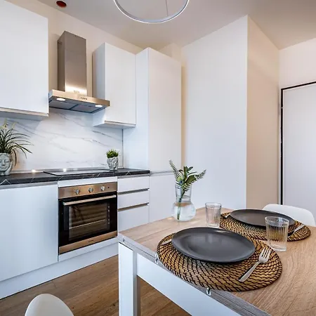 Apartment Yid Penthouse Design Apt Novoli *